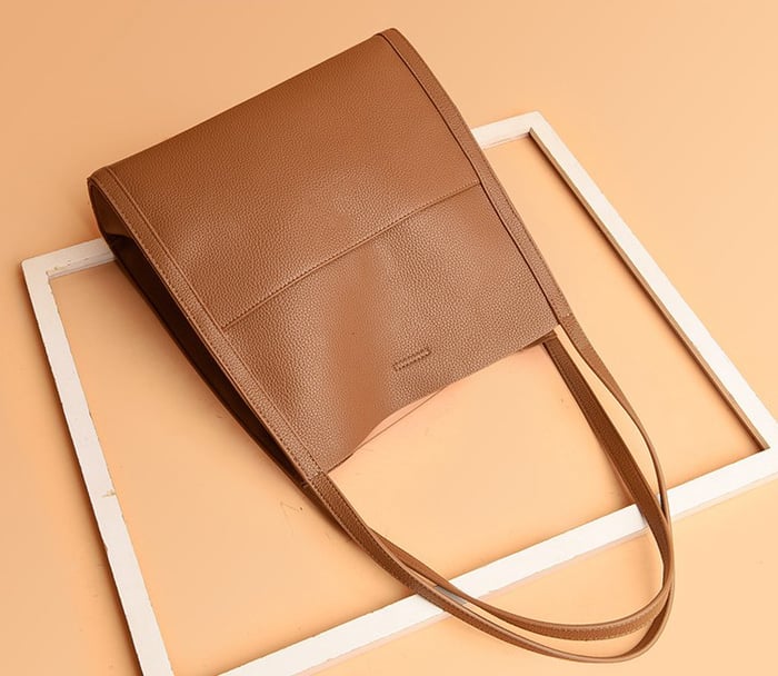 Handcrafted shoulder bag in vegan leather